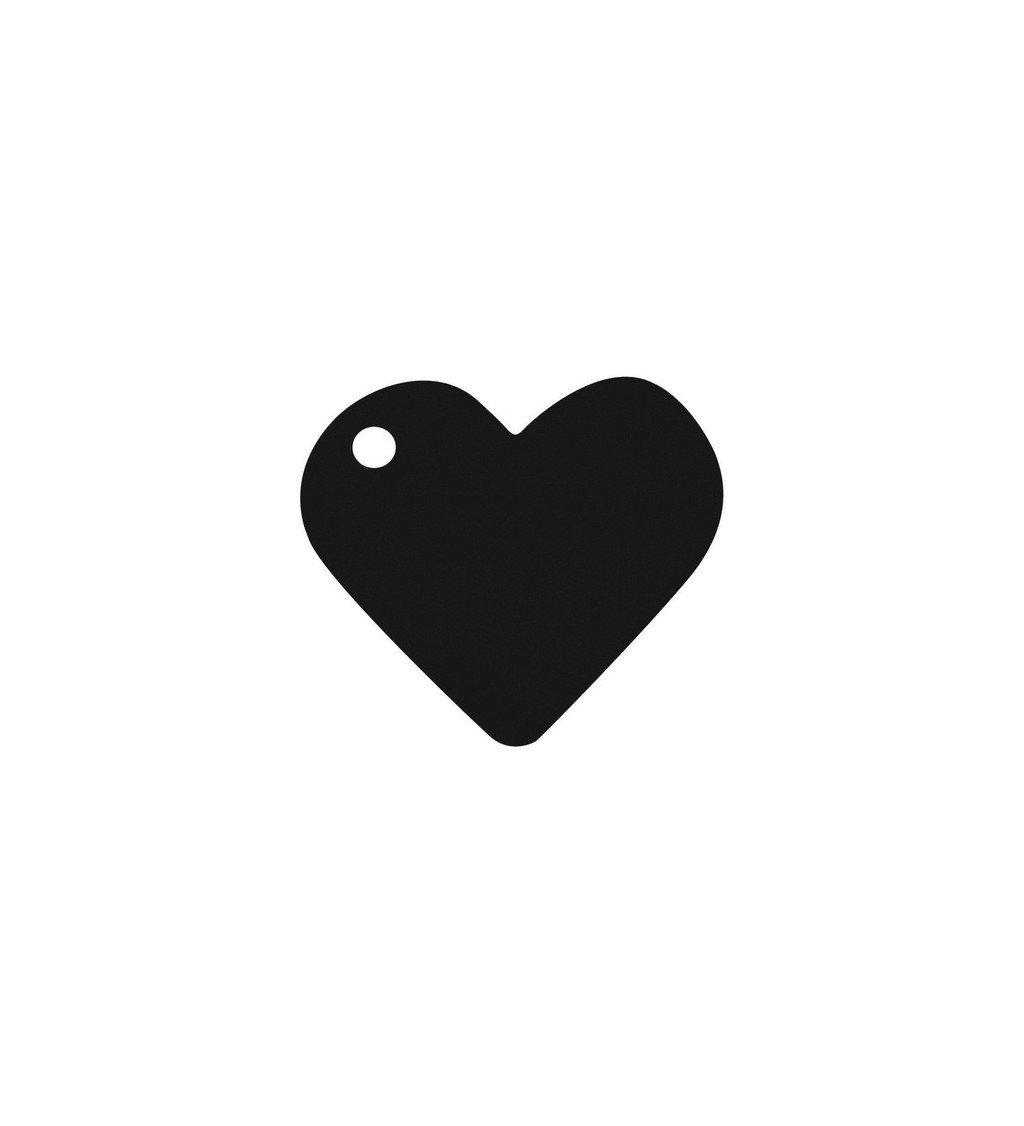 Černá jmenovka ve tvaru srdce